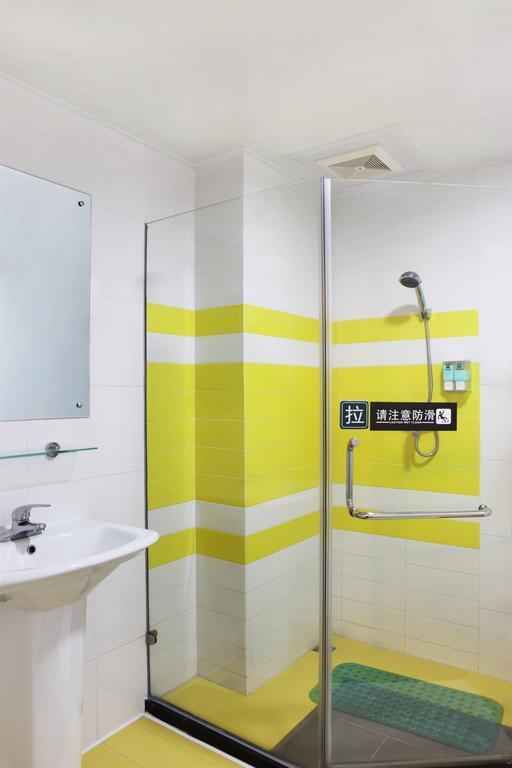 7Days Inn Qingdao Wusi Square Middle Xianggang Road Pokój zdjęcie